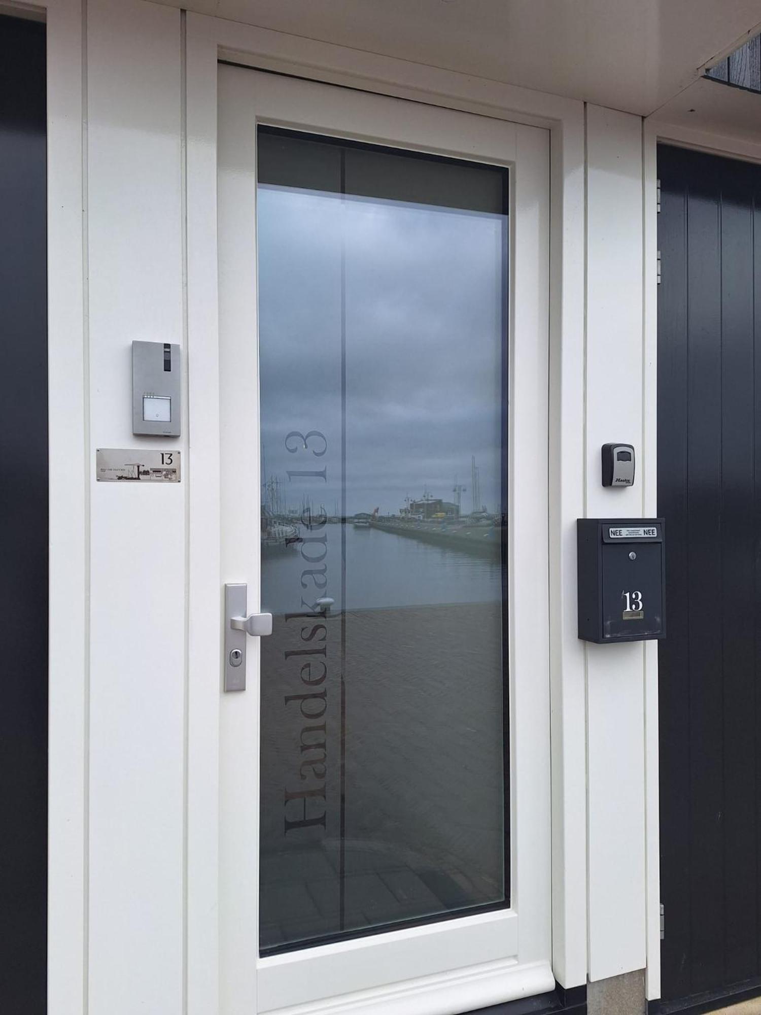 Bij De Haven Op Urk Apartamento Exterior foto